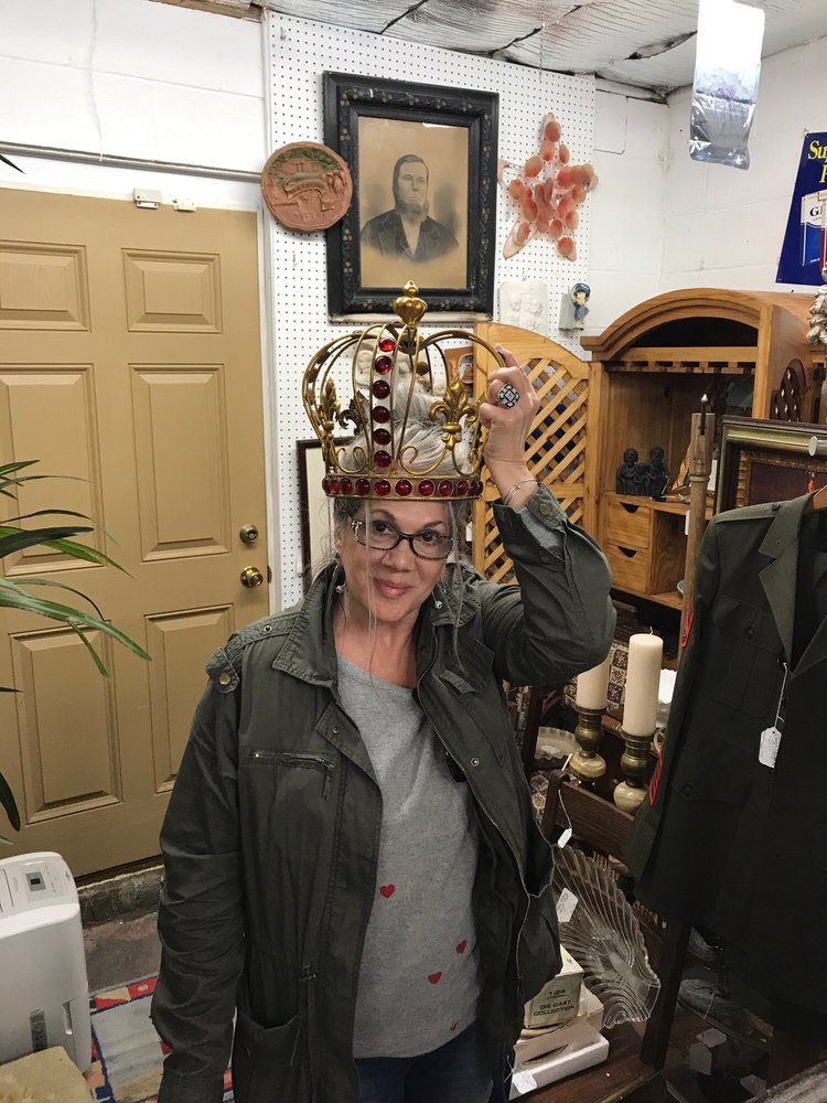 Marketplace Antiques