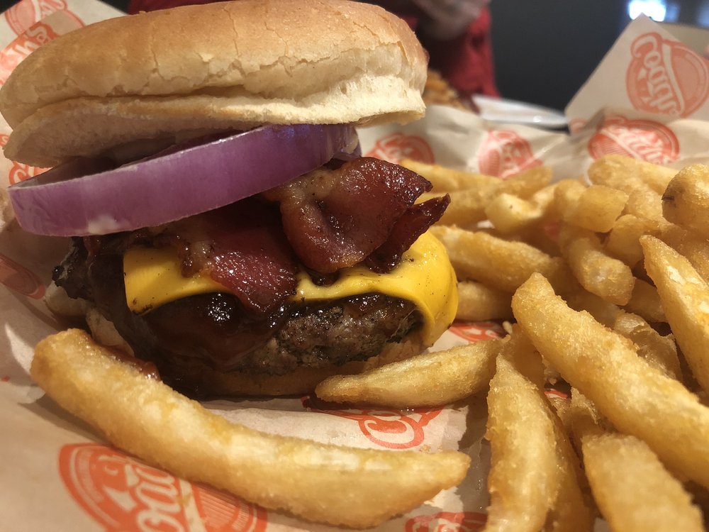 Coach’s Neighborhood Grill