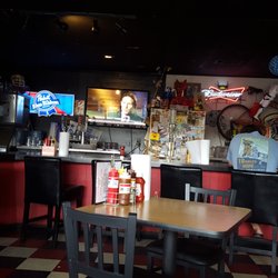 Lucky Luke S Bbq 47 Photos 40 Reviews Barbeque 1220 N Photo Of Lucky Luke S Bbq Fayetteville Ar United States