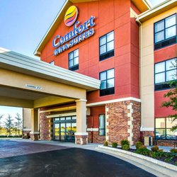 Comfort Inn Suites 20 Photos Hotels 5400 Enterprise Court Photo Of Comfort Inn Suites Shawnee Ok United States