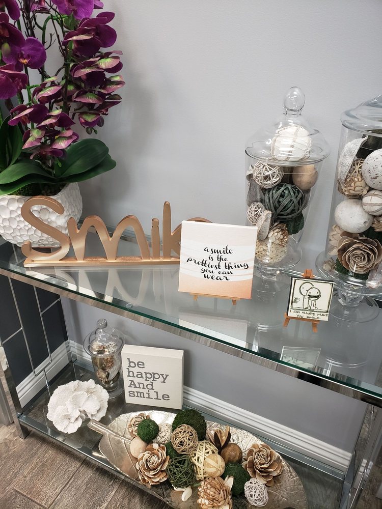 image of business LiveWell Dentistry