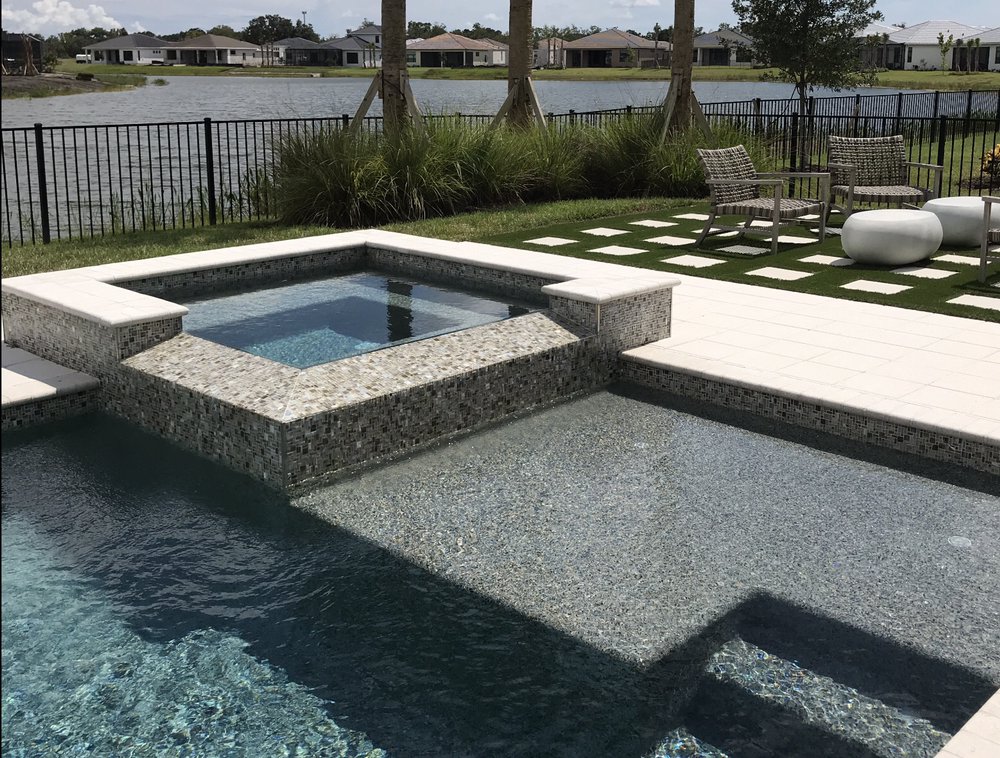 Holiday Pools Of West Florida