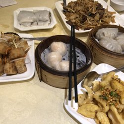 Van Dragon Chinese Restaurant 111 Photos 26 Reviews Seafood Photo Of Van Dragon Chinese Restaurant Vancouver Bc Canada Lotsa Dim Sum