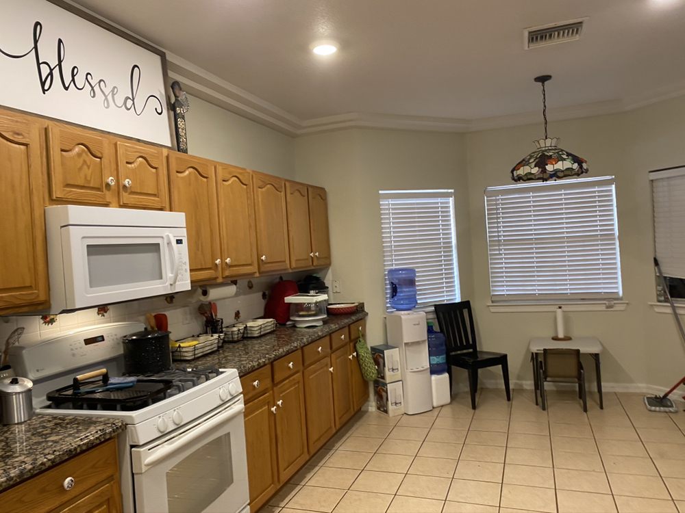 Lisa's House Cleaning and More