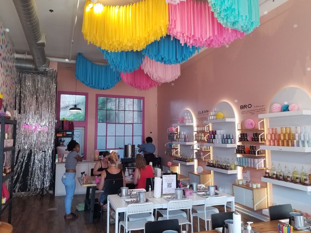 Hummingbird Candle Co.