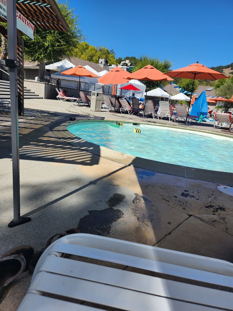 Bay Club