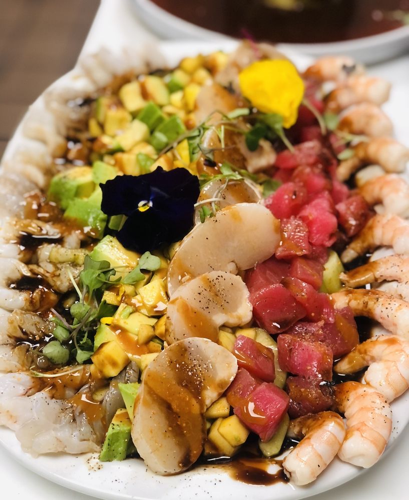 Emporio Sushi Y Mariscos- Fontana