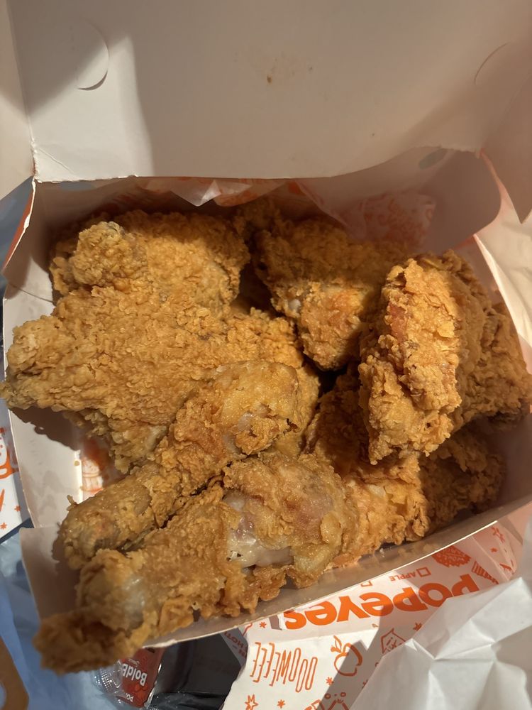 Popeyes Louisiana Kitchen Popeyes Louisiana Kitchen