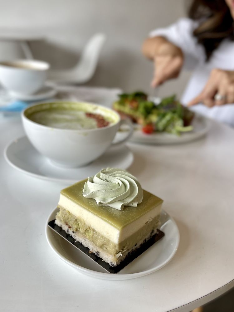 Lavande Patisserie