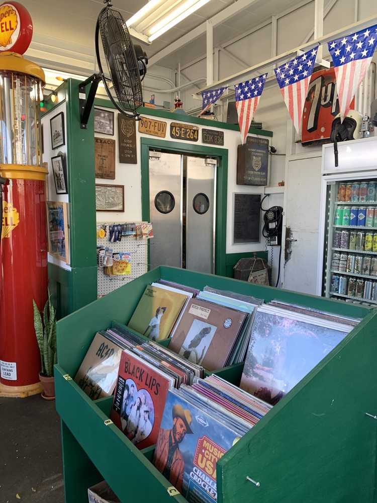 Jack’s Filling Station