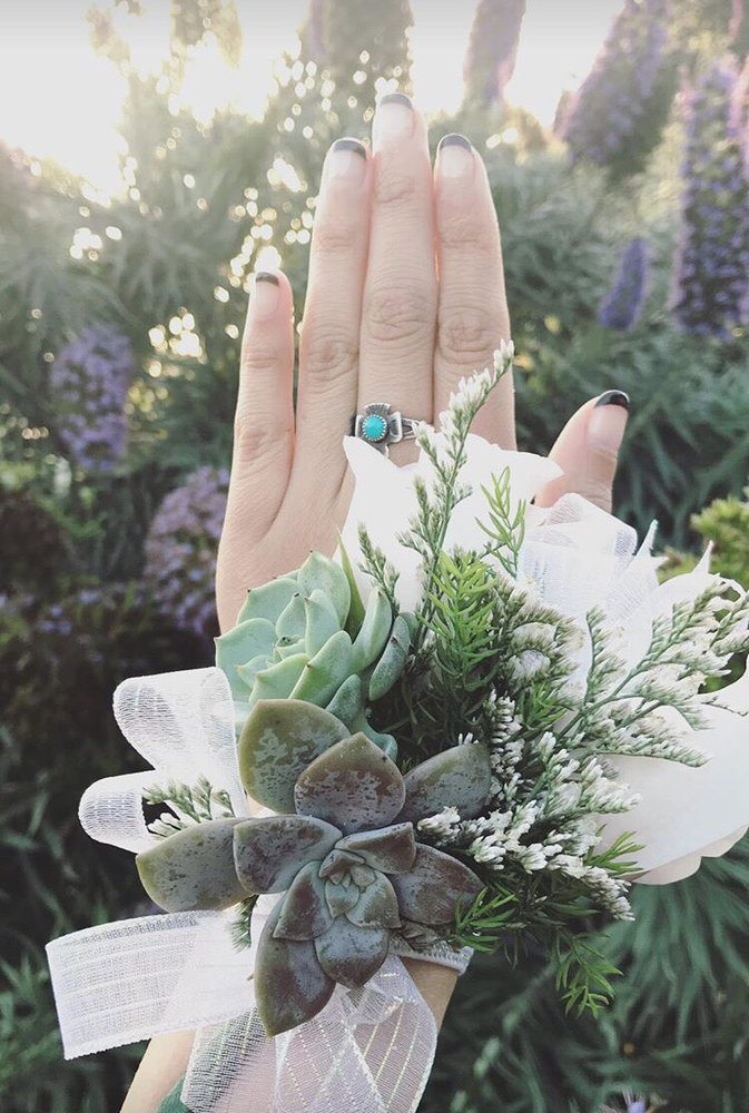 Countrywood Florist 20 Photos & 52 Reviews Florists 2054 Treat