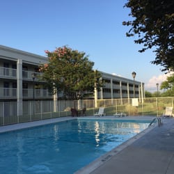 Motel 6 14 Reviews Hotels 999 W Patrick St Frederick Md Photo Of Motel 6 Frederick Md United States The Large Heated Pool