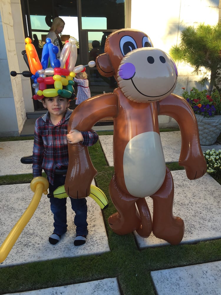 Austin Balloon Artists & Face Painters 40 Photos Party & Event