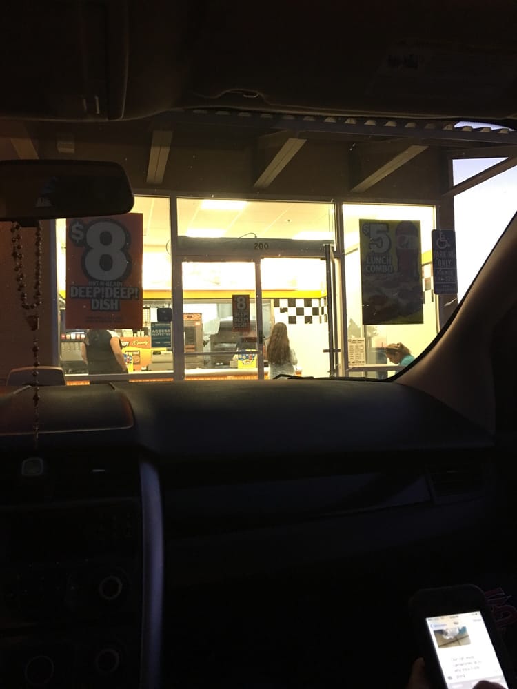 table ca kerman round Pizza  Caesars Madera    10 N Reviews  Pizza  Little 200