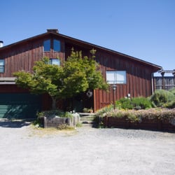 Roundstone Farm 16 Photos 20 Reviews Hotels 9940 Sir Francs Photo Of Roundstone Farm Olema Ca United States The Front Entrance