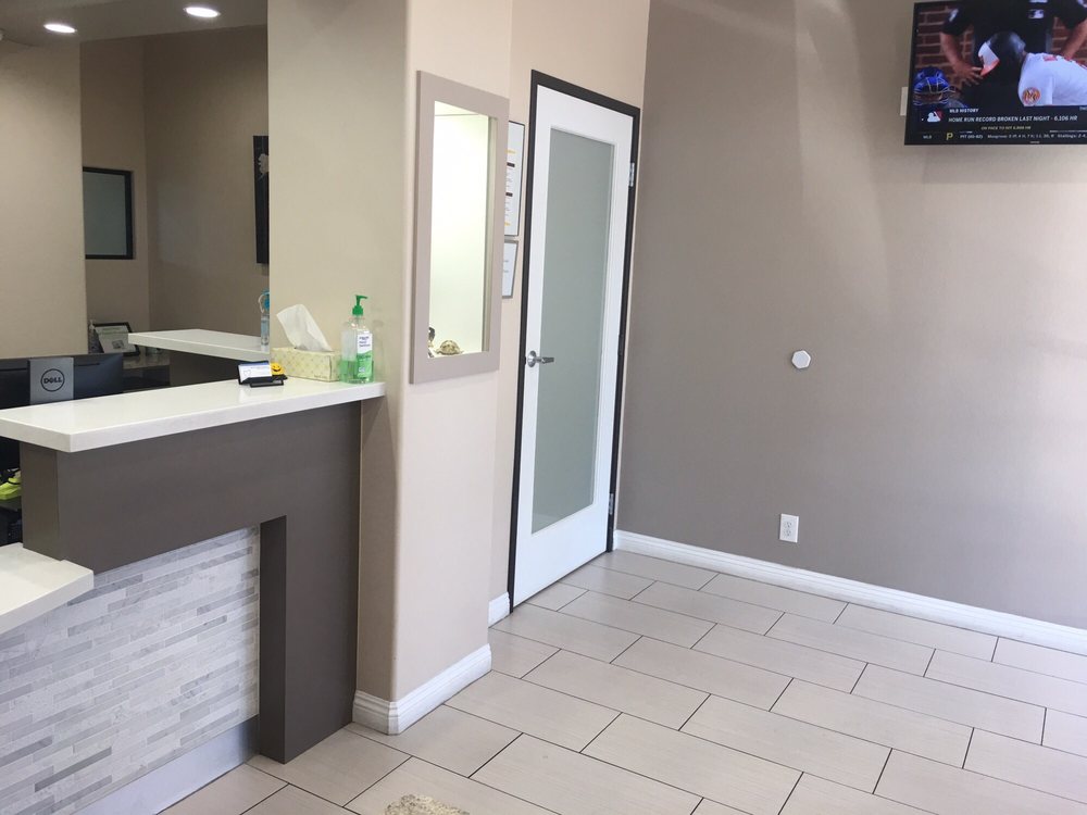 image of business Happy Smile Dental
