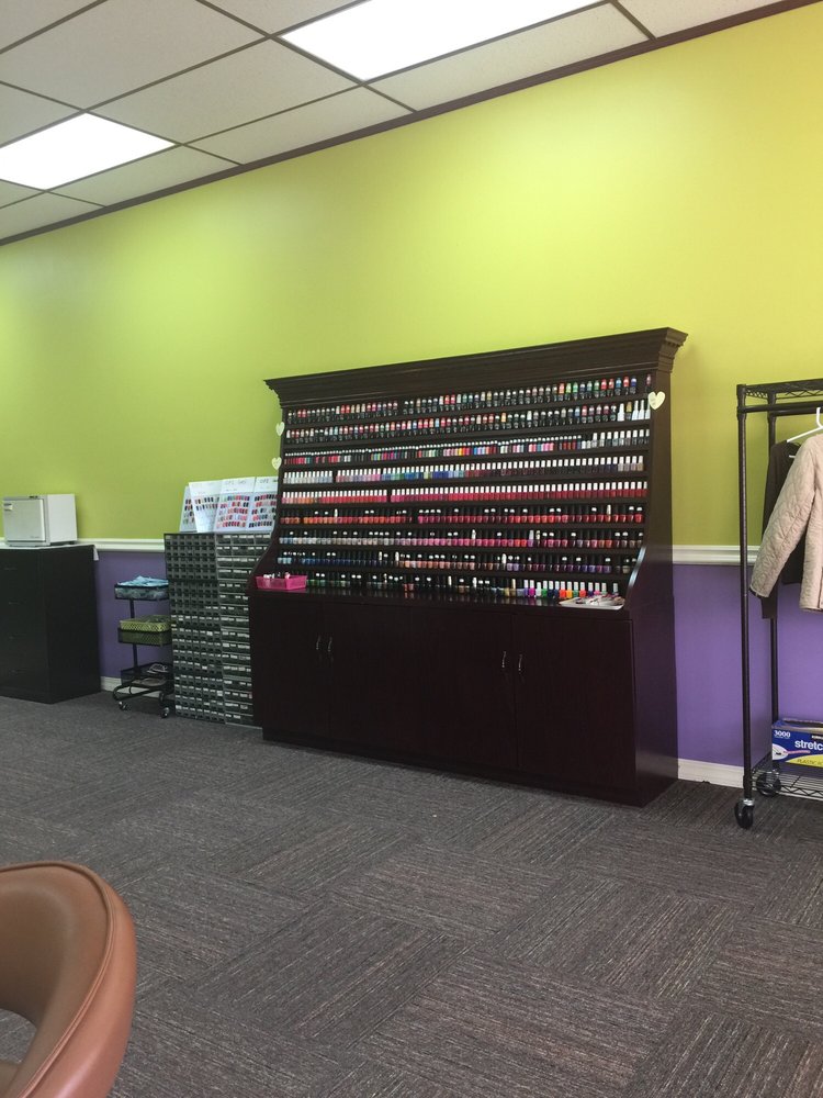 Miracle Nails 13 Photos & 18 Reviews Nail Salons 2134 W Genesse