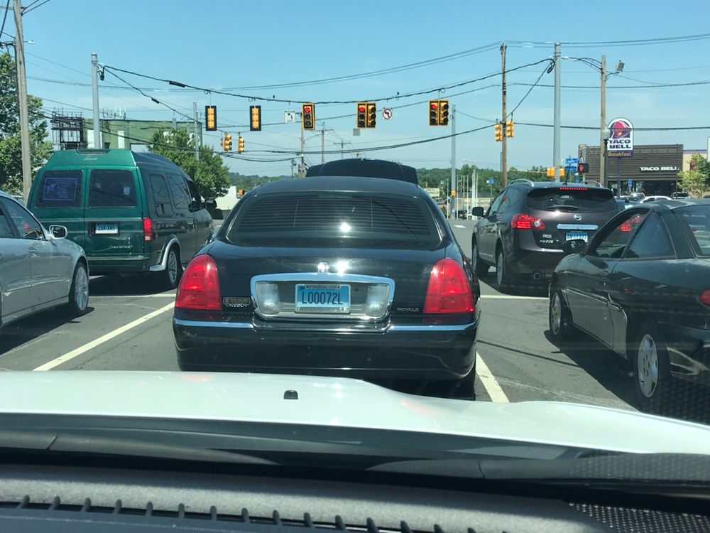 Avon Limousine Worldwide