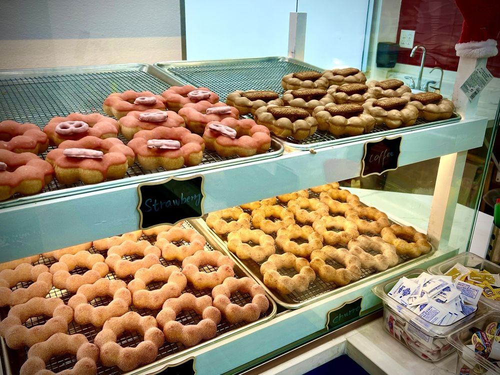 Mochi Donut Cafe
