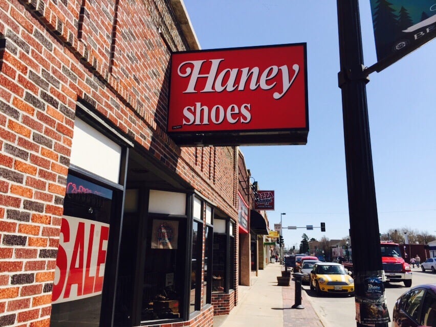 Haney Shoes Shoe Stores 6060 Maple St, Benson, Omaha