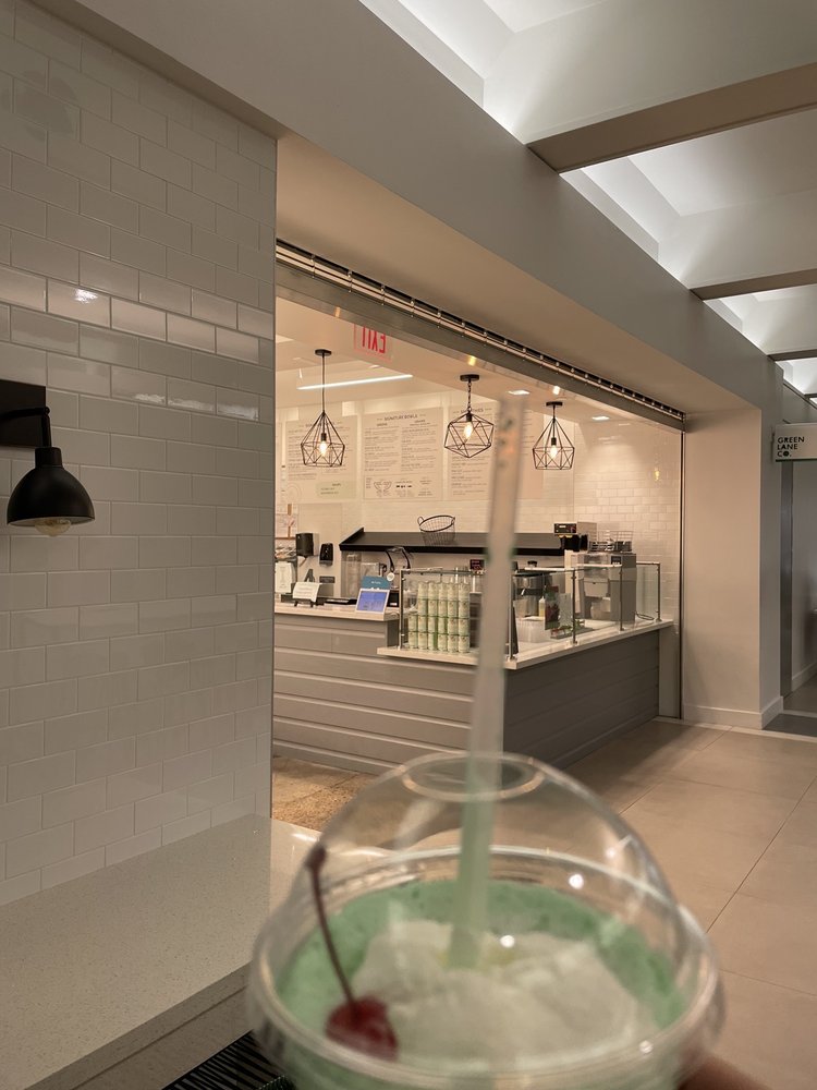 The Hub: Greenway Plaza Food Court
