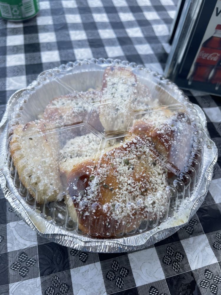 Annie's Pizza
