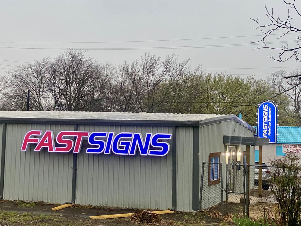 Fastsigns