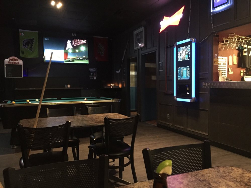 Wings Sports Bar & Grill