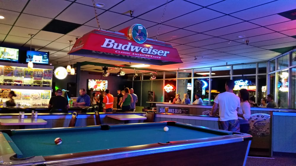 Central Ave Pub 26 Photos & 19 Reviews Cocktail Bars 1404 Central