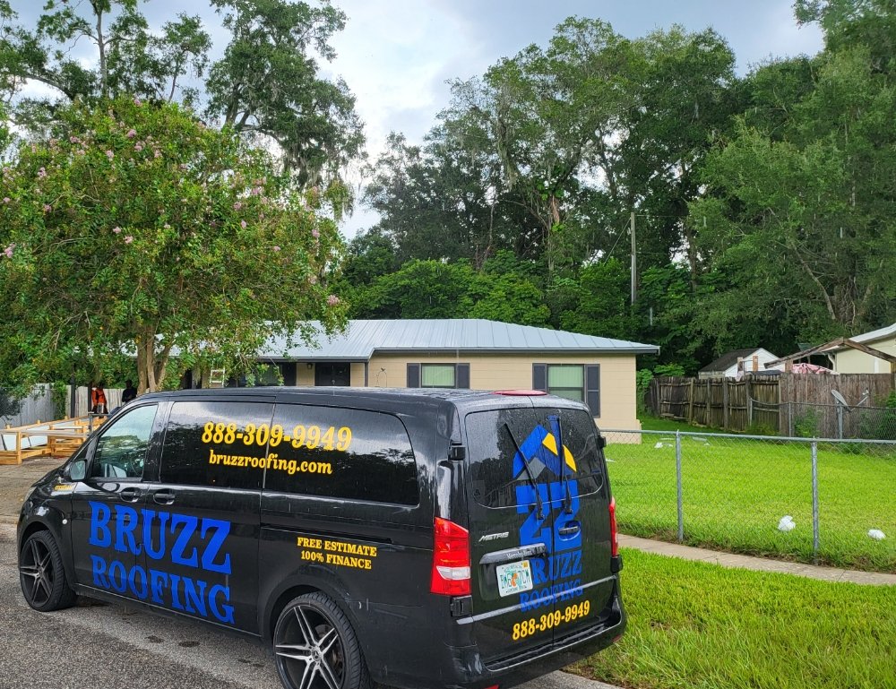 Bruzz Roofing
