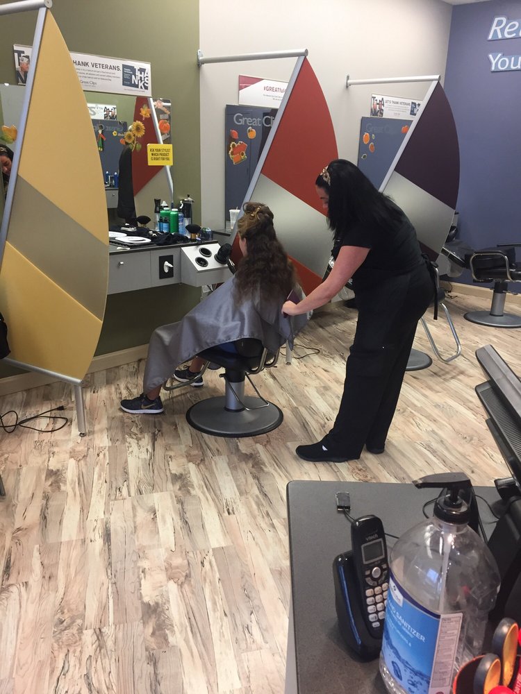 Great Clips Hair Salons 4600 Shelbyville Rd, Louisville, KY Phone