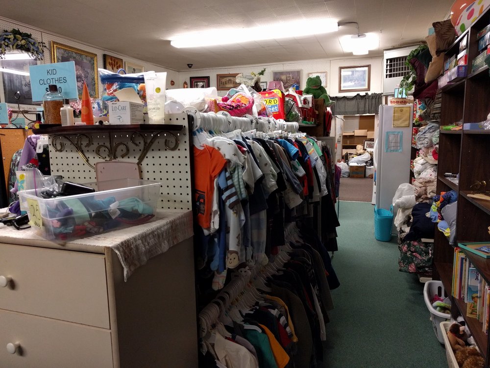 Spruced Up Thrift Shop Thrift Stores 328 E Fairhaven Ave