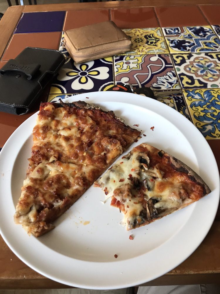 DJs Pizza 16 Reviews Pizza 378 Ryland Pike, Huntsville, AL