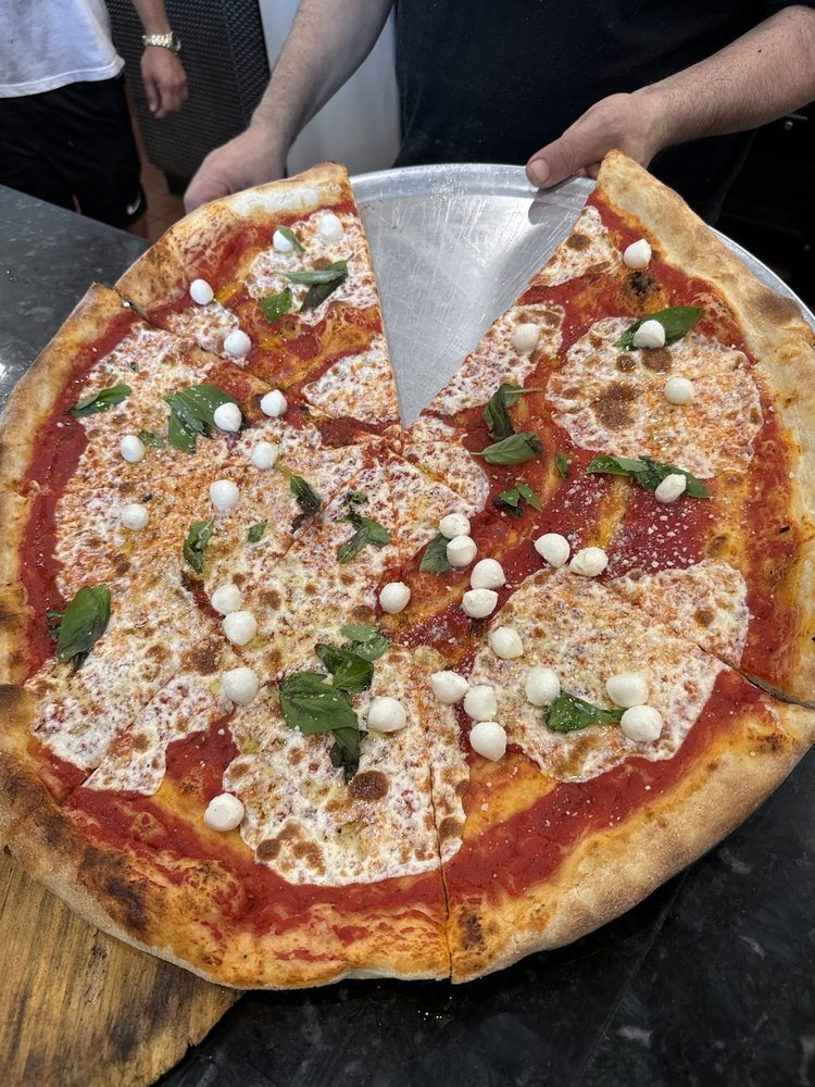 Trio Pizza Trio Pizza