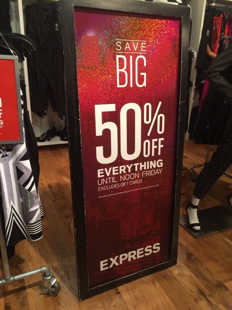 EXPRESS 14 Photos & 72 Reviews Women's Clothing 1450 Ala Moana