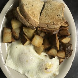 Nelle S Restaurant 43 Photos 32 Reviews American Traditional Photo Of Nelle S Restaurant Cameron Mo United States 2 Eggs Om