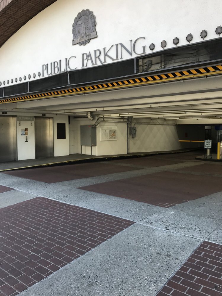 Beverly South Public Parking