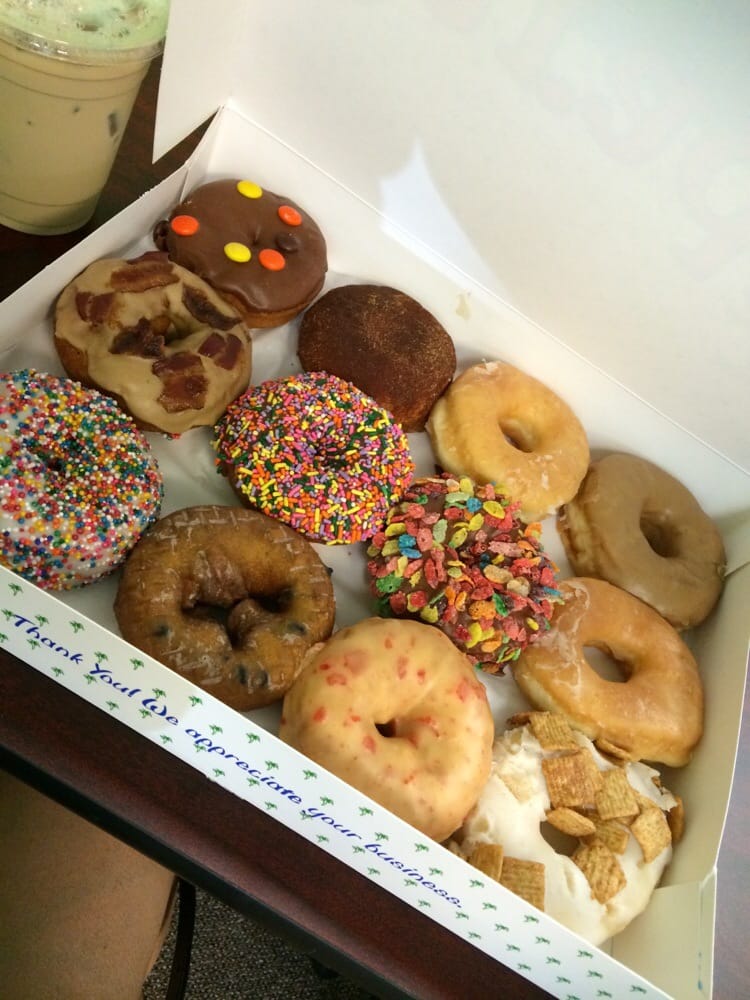 Paradise Donuts CLOSED 82 Photos & 64 Reviews Donuts 213 Granby