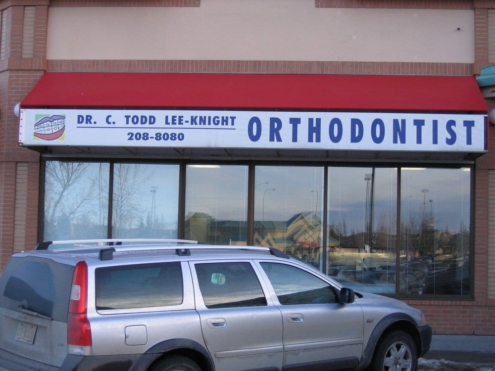 Todd Lee-Knight , DDS