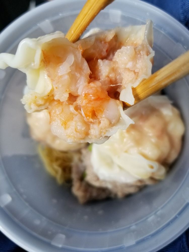 Big Trio Wonton Noodle