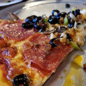 Round Table Pizza Clubhouse 26 Photos 62 Reviews Pizza