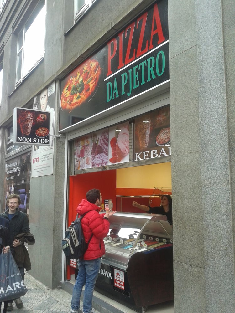 Pizza Da Pjetro Street Vendors Vodičkova 791/41, Nové Město, Prague