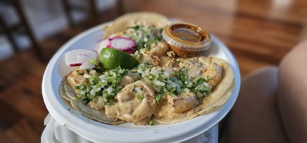 EL ROYS FOOD TRUCK