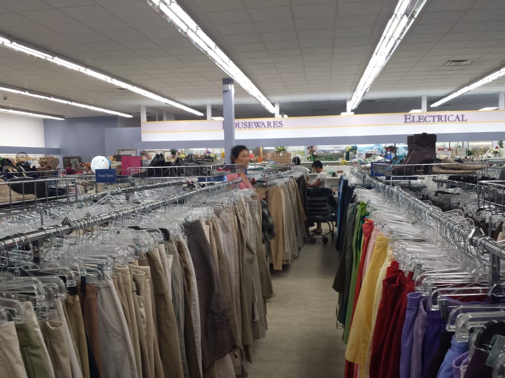 Goodwill Industries 25 Reviews Community Service/NonProfit 1056