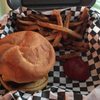 Heroes Restaurant & Pub