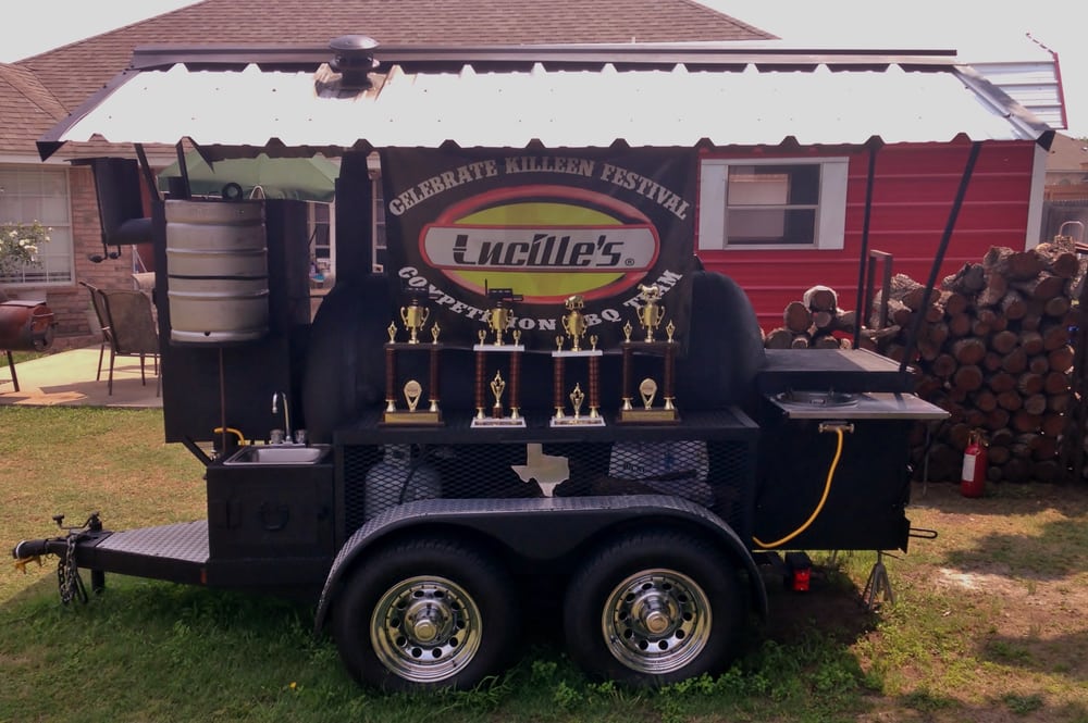 Lucille's Links & Bar-B-Q