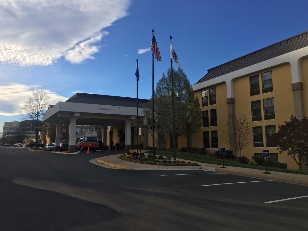 Hampton Inn 12 Photos & 27 Reviews Hotels 4800 Leesburg Pike