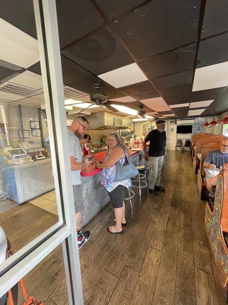 Ezzells Breakfast House