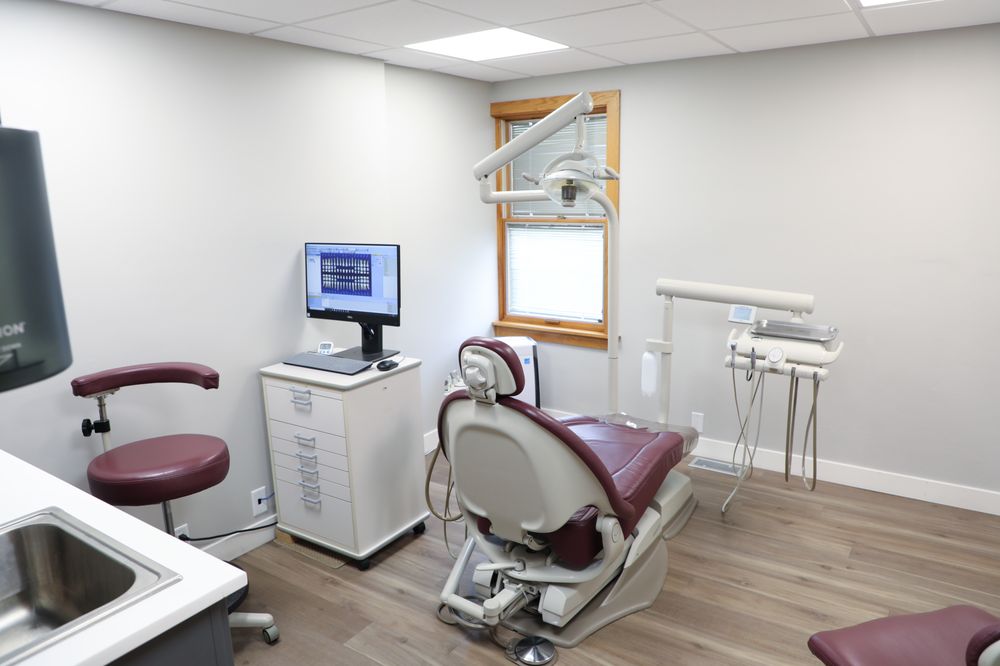 image of business Holland Family Dentistry