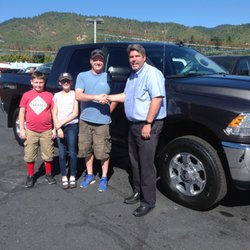 Lithia Dodge Grants Pass >> Lithia Chrysler Jeep Dodge Of Grants Pass New 32 Photos Lithia Dodge Grants Pass >> Lithia Chrysler Jeep Dodge Of Grants Pass New 32 Photos